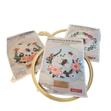  choose one of 3 colors charming bee embroidery kit.  the kit includes hoop, pattern, needles, and thread,  adorable bees surrounded by flowers.  